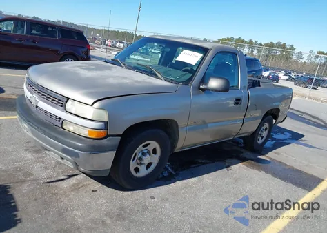 2001 Chevrolet Silverado 1500 from USA, damaged, VIN 1GCEC14W81Z305177